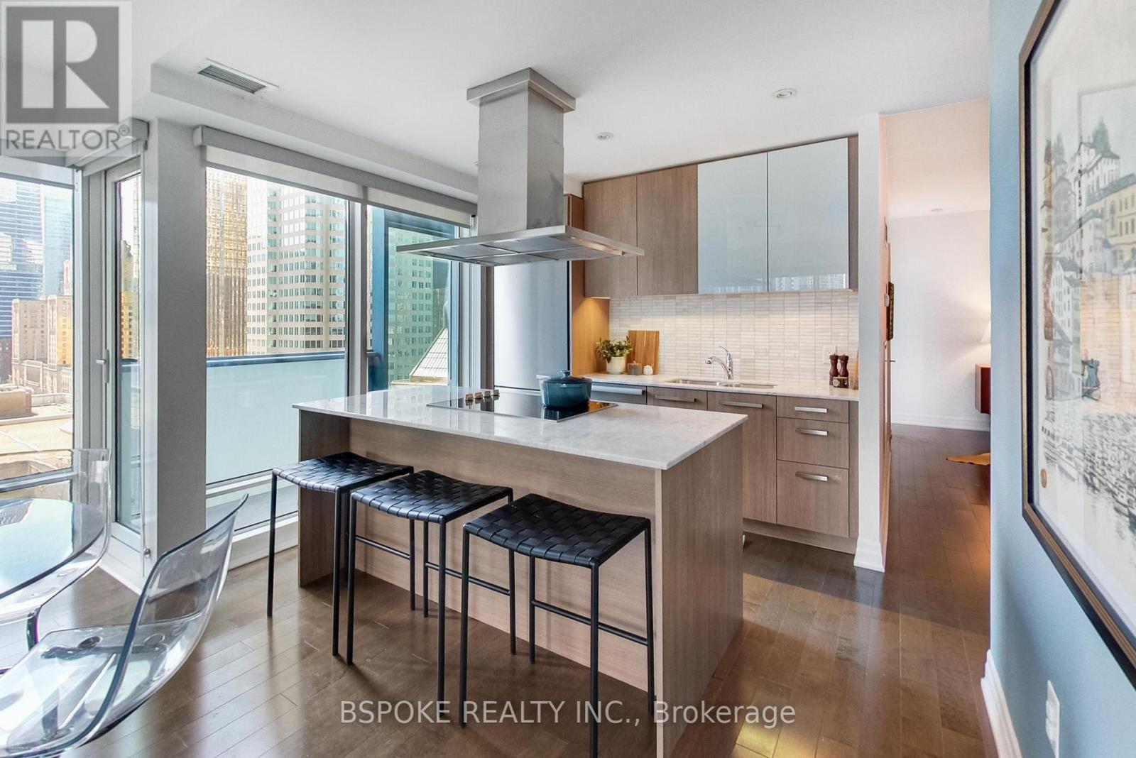 1502 - 8 The Esplanade Avenue, Toronto, Ontario  M5E 0A6 - Photo 10 - C13576550