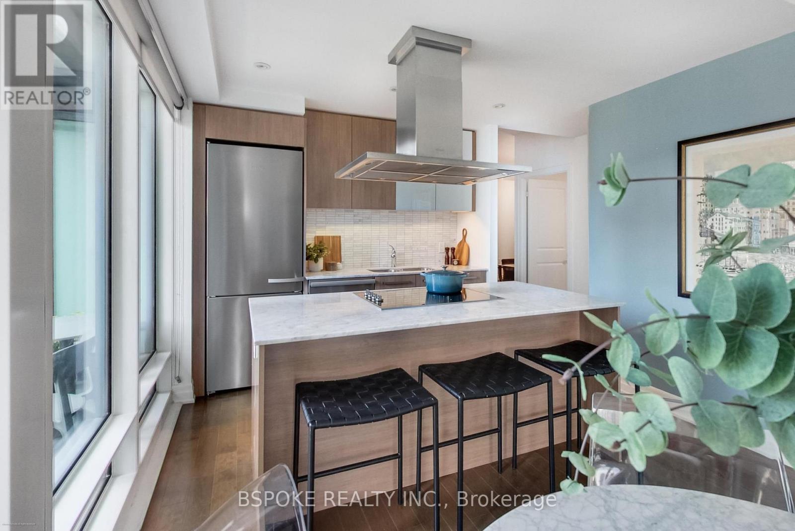1502 - 8 The Esplanade Avenue, Toronto, Ontario  M5E 0A6 - Photo 5 - C13576550