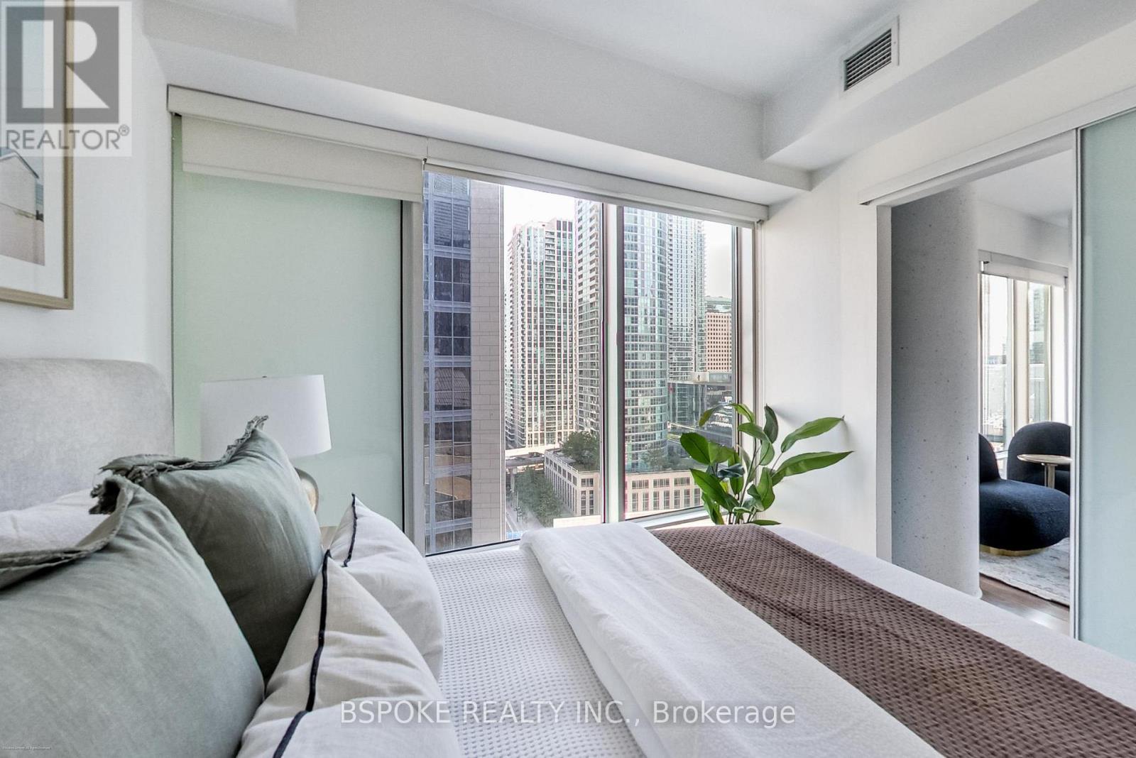 1502 - 8 The Esplanade Avenue, Toronto, Ontario  M5E 0A6 - Photo 33 - C13576550