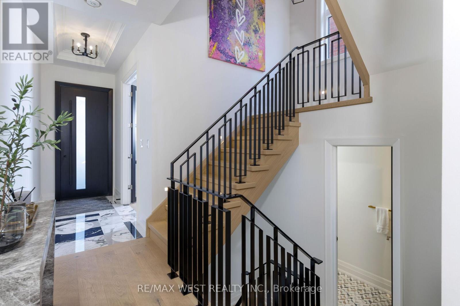 64 Thompson Avenue, Toronto, Ontario  M8Z 3T4 - Photo 6 - W13056992