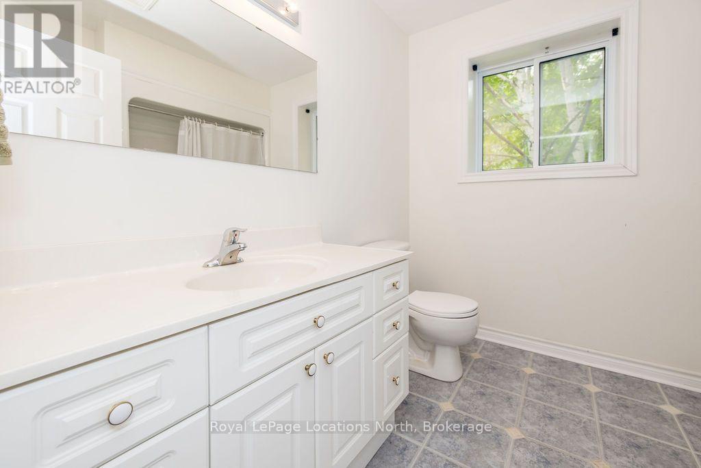 128 Spruce Street, Tiny, Ontario  L0L 1P1 - Photo 16 - S13577018