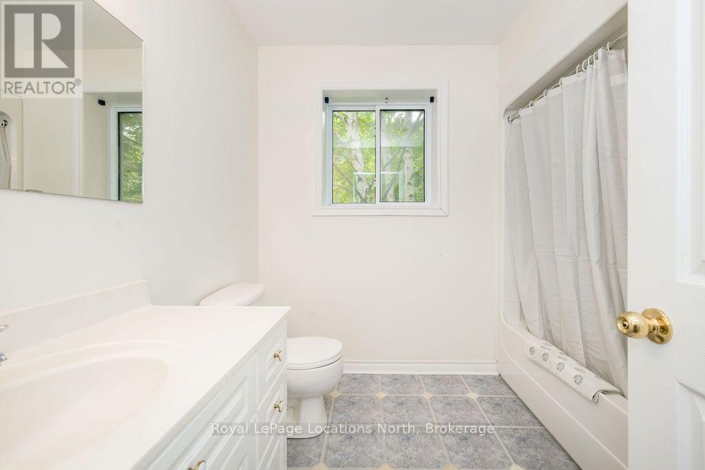 128 Spruce Street, Tiny, Ontario  L0L 1P1 - Photo 17 - S13577018