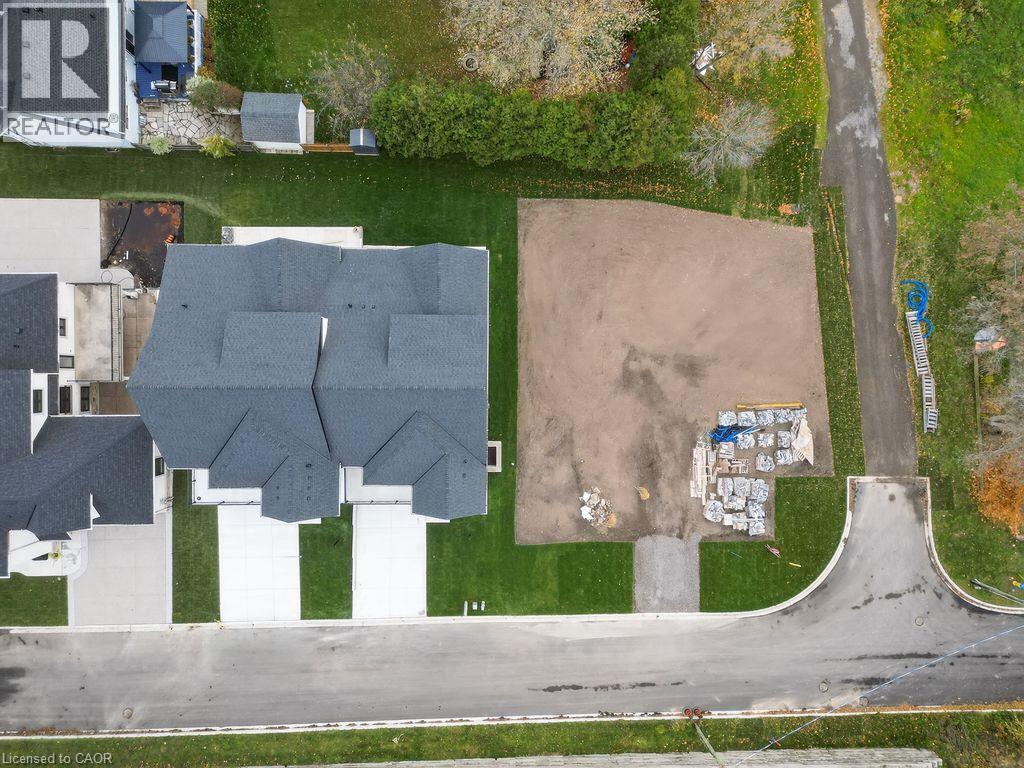 422-424 ROBINSON Street N, grimsby, Ontario