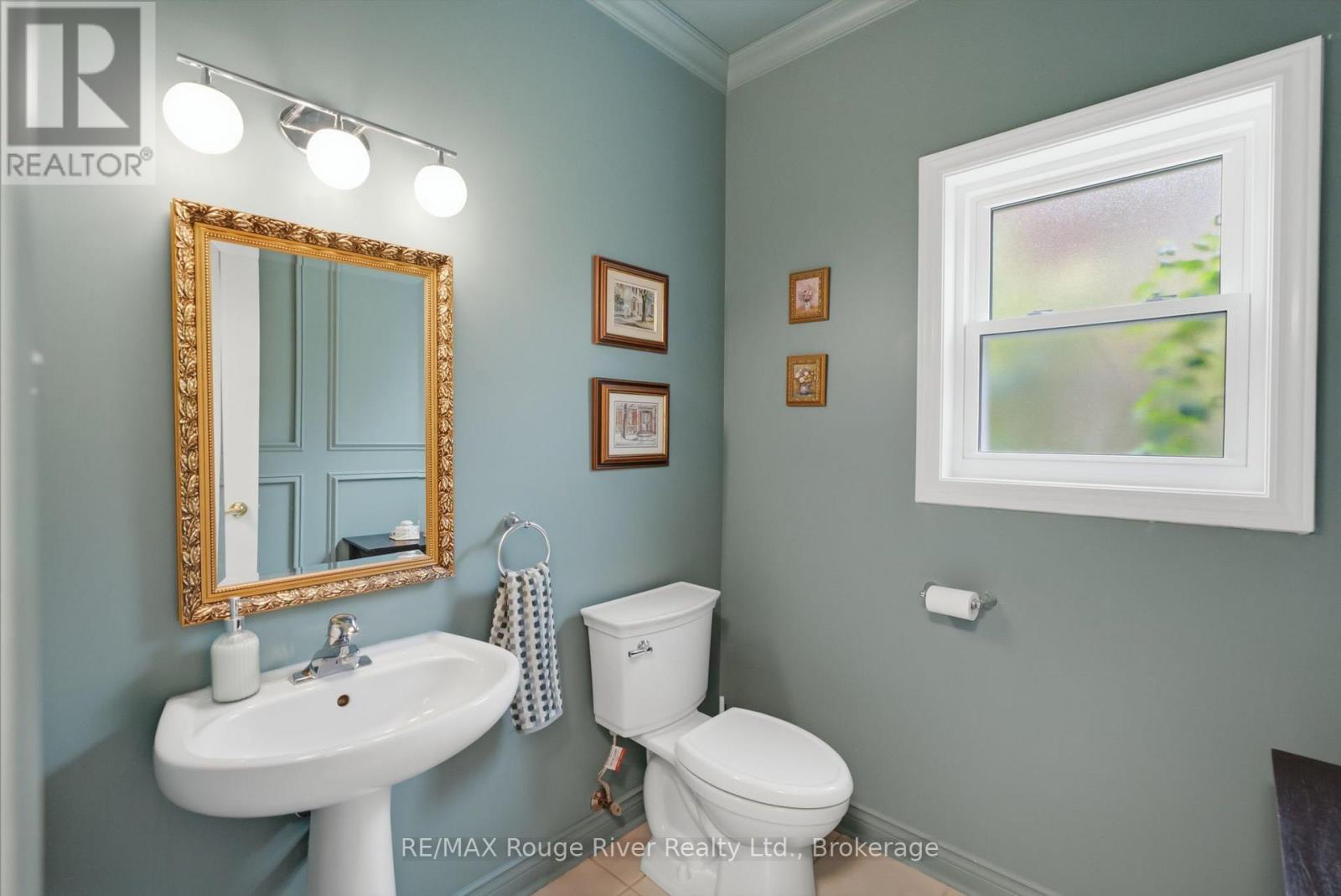 17 Floree Street, Whitby, Ontario  L1R 3B2 - Photo 21 - E13577020