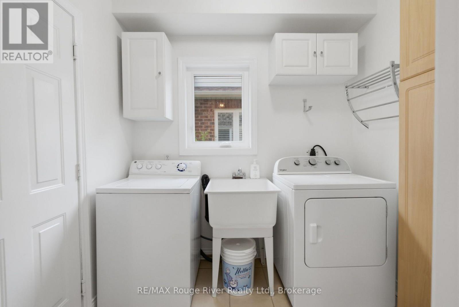 17 Floree Street, Whitby, Ontario  L1R 3B2 - Photo 22 - E13577020