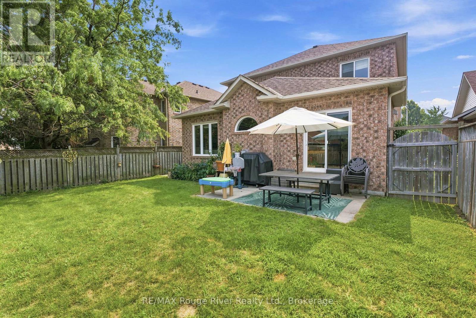 17 Floree Street, Whitby, Ontario  L1R 3B2 - Photo 48 - E13577020