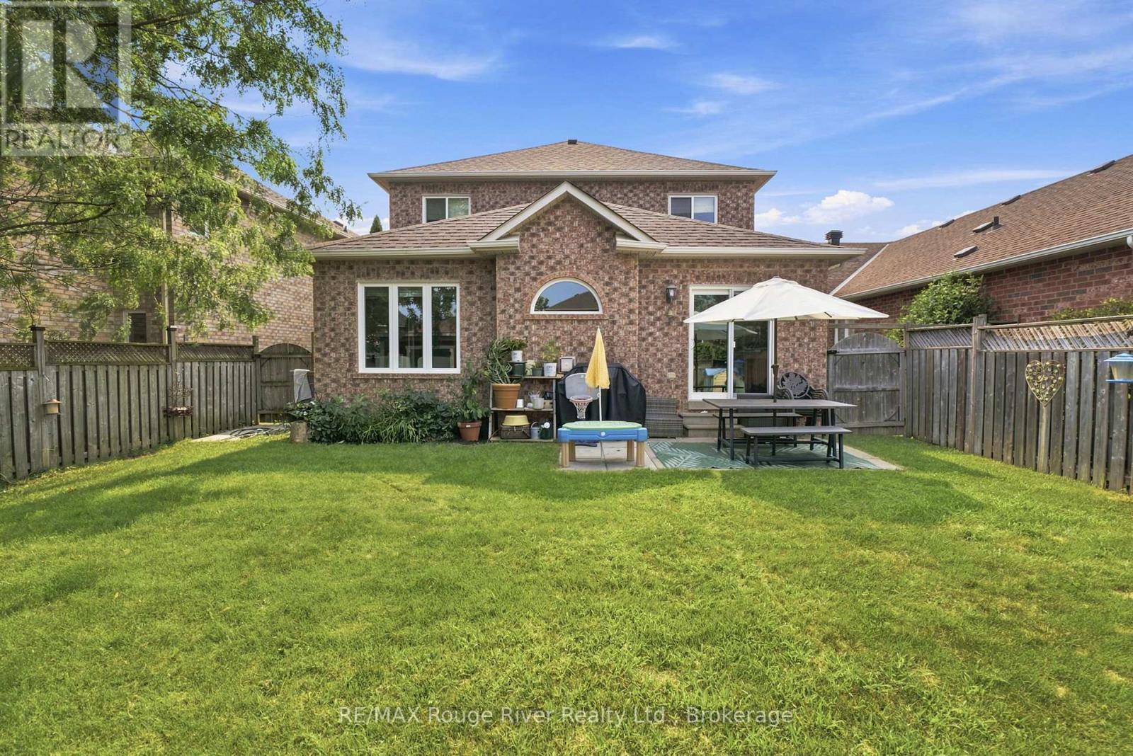 17 Floree Street, Whitby, Ontario  L1R 3B2 - Photo 49 - E13577020