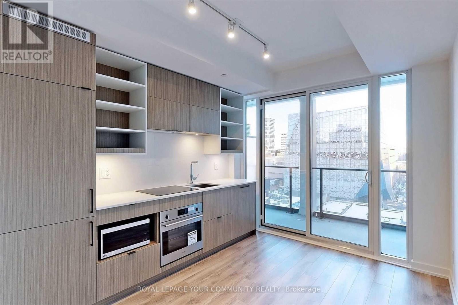 718 - 20 Edward Street, Toronto, Ontario  M5G 0C5 - Photo 11 - C13576876
