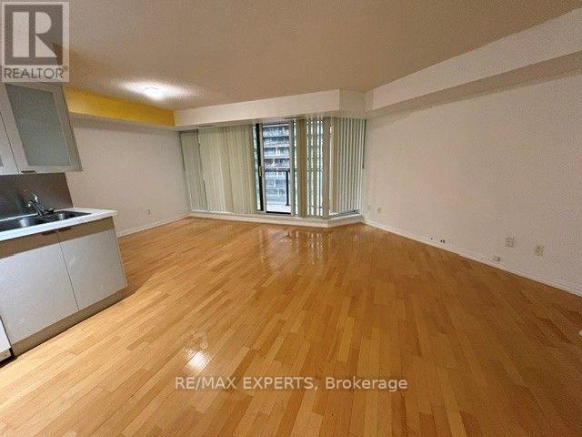 953 - 111 Elizabeth Street, Toronto, Ontario  M5G 1P7 - Photo 2 - C13576964