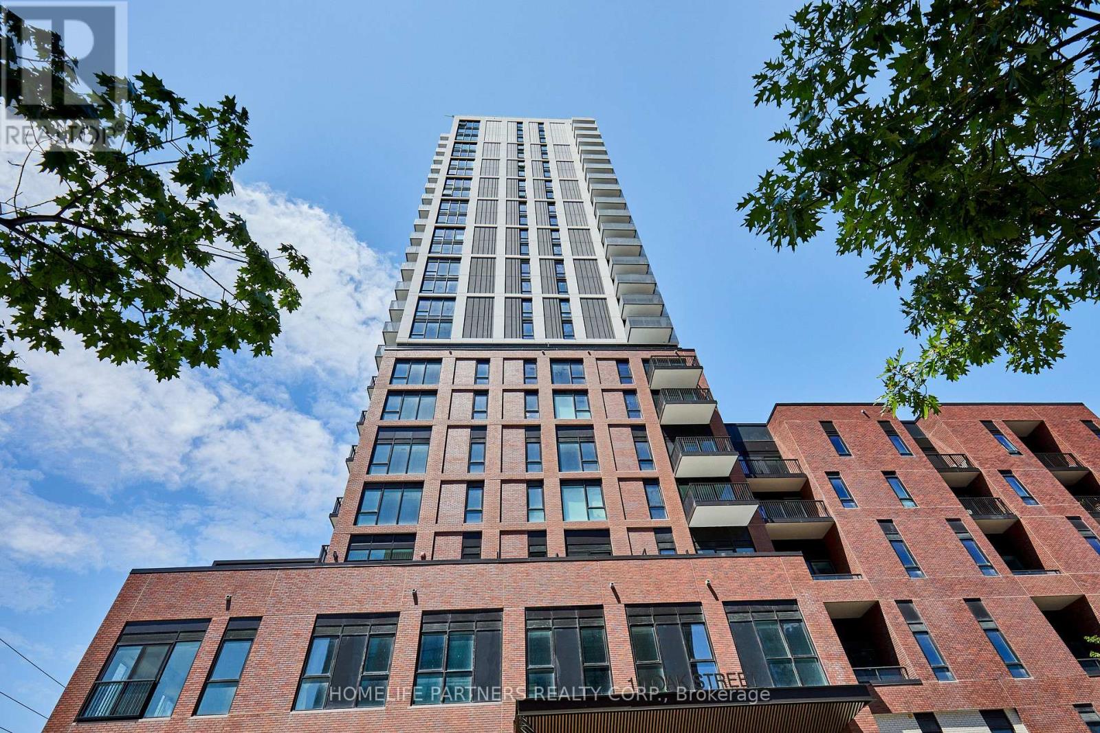 1107 - 10 OAK STREET, Toronto (Regent Park)
