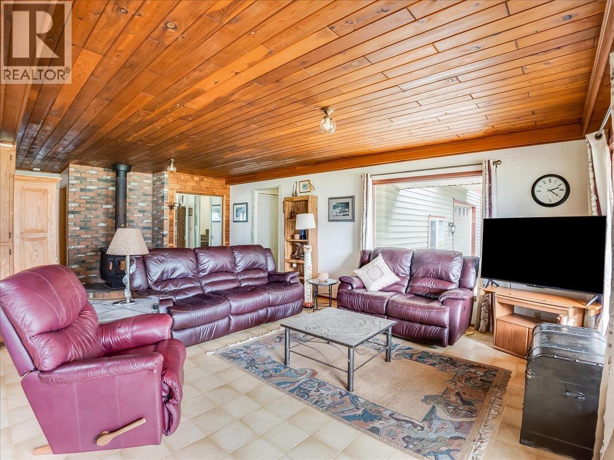 7510 Deer Park Road, Deer Park, British Columbia  V1N 4V8 - Photo 23 - 10394792
