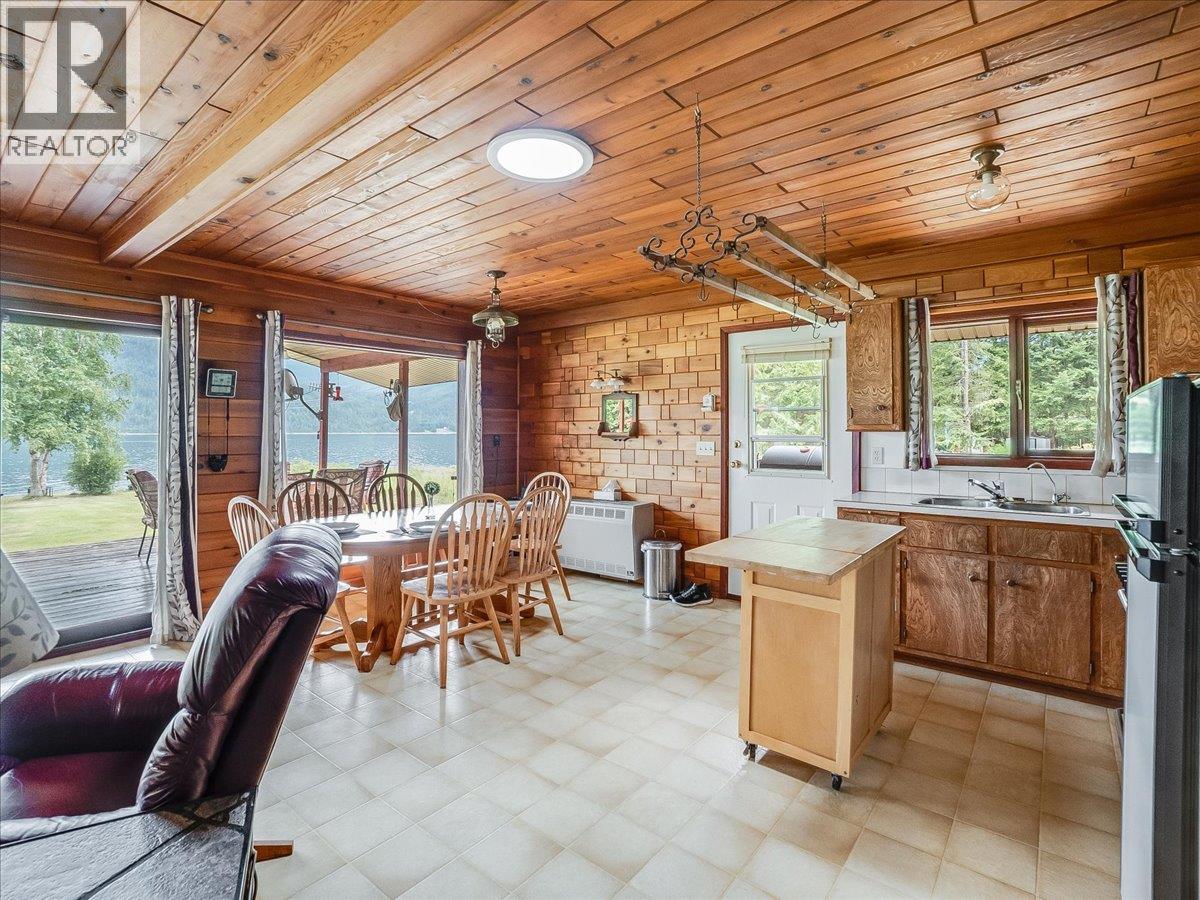 7510 Deer Park Road, Deer Park, British Columbia  V1N 4V8 - Photo 27 - 10394792