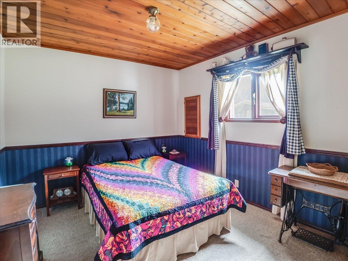 7510 Deer Park Road, Deer Park, British Columbia  V1N 4V8 - Photo 34 - 10394792
