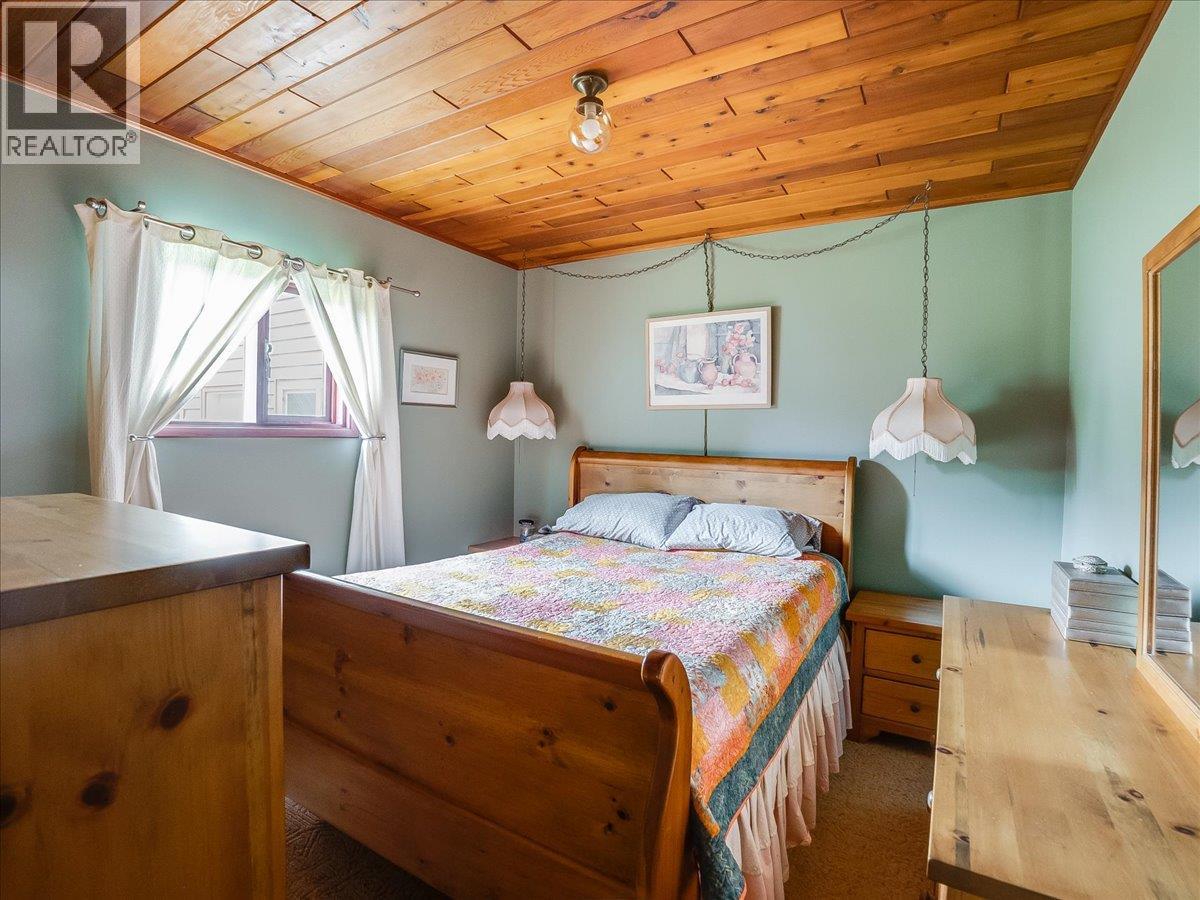 7510 Deer Park Road, Deer Park, British Columbia  V1N 4V8 - Photo 35 - 10394792