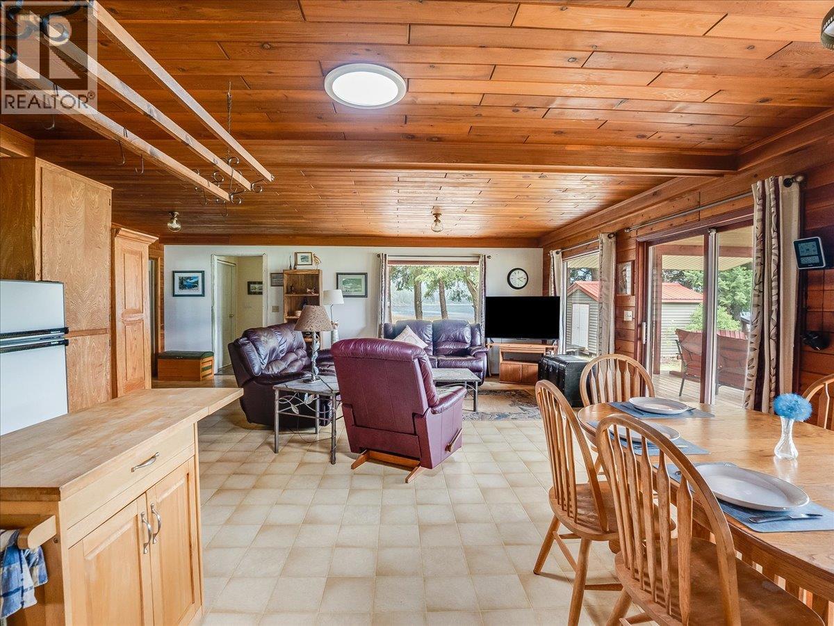 7510 Deer Park Road, Deer Park, British Columbia  V1N 4V8 - Photo 30 - 10394792