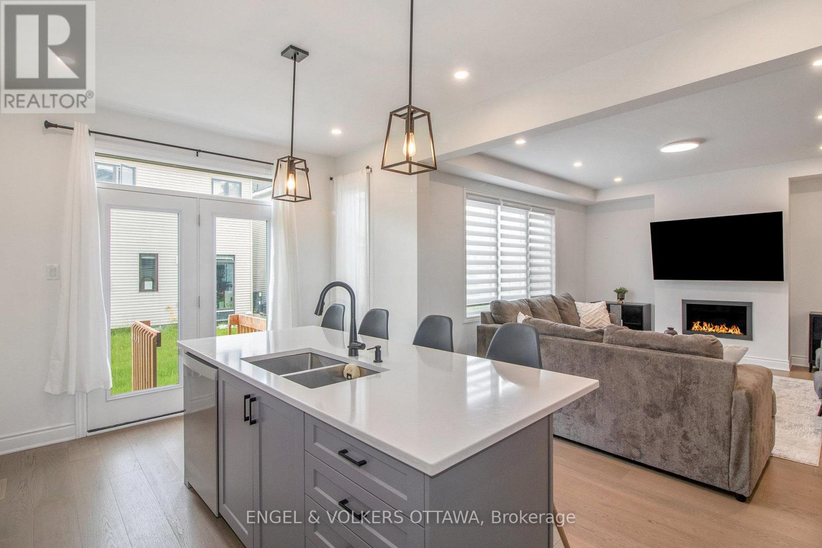 1031 Curraglass Walk, Ottawa, Ontario  K2S 3A4 - Photo 11 - X13577114
