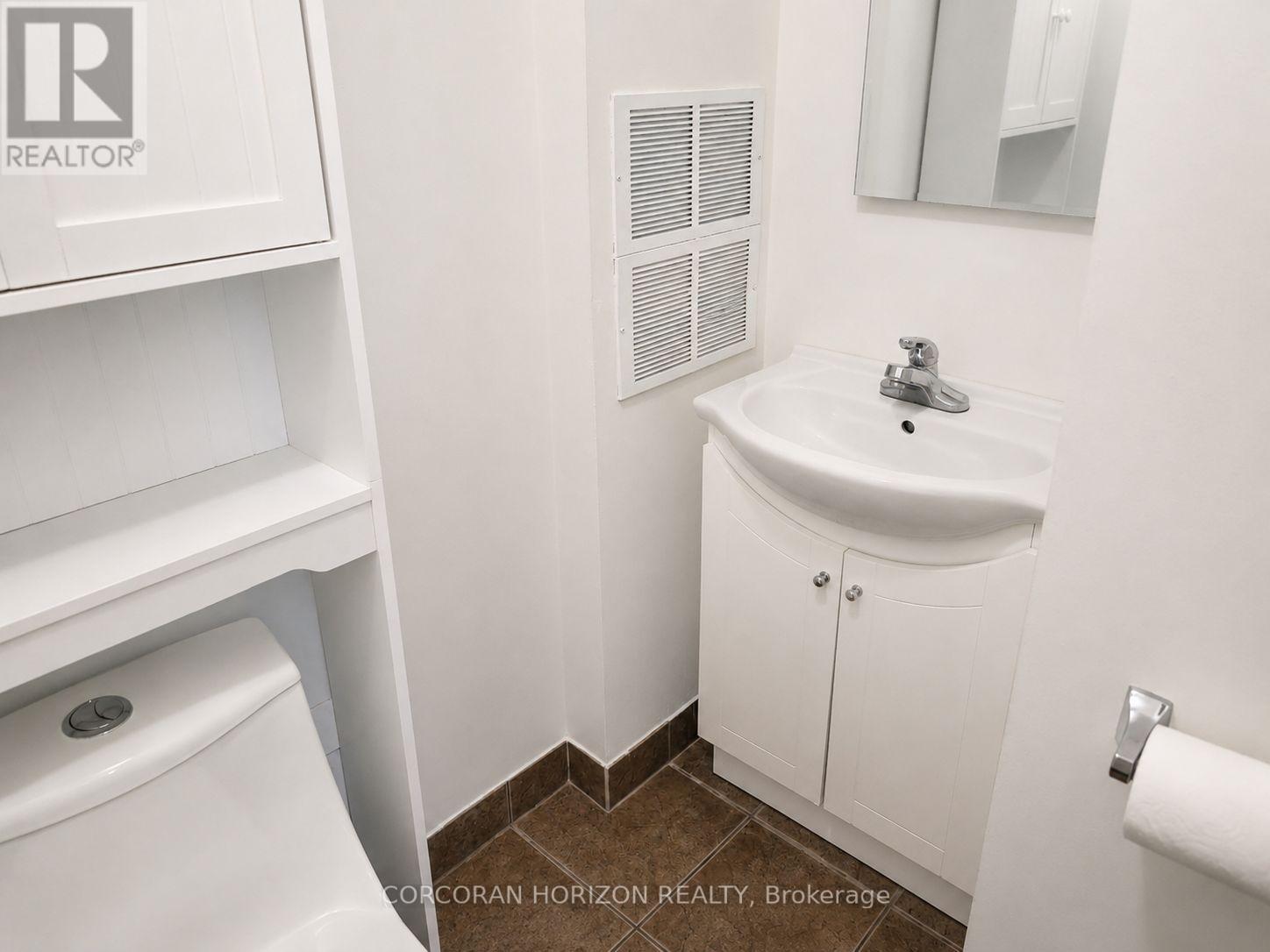 20407 Leslie Street, East Gwillimbury (Queensville), Ontario  L0G 1R0 - Photo 23 - N13577028