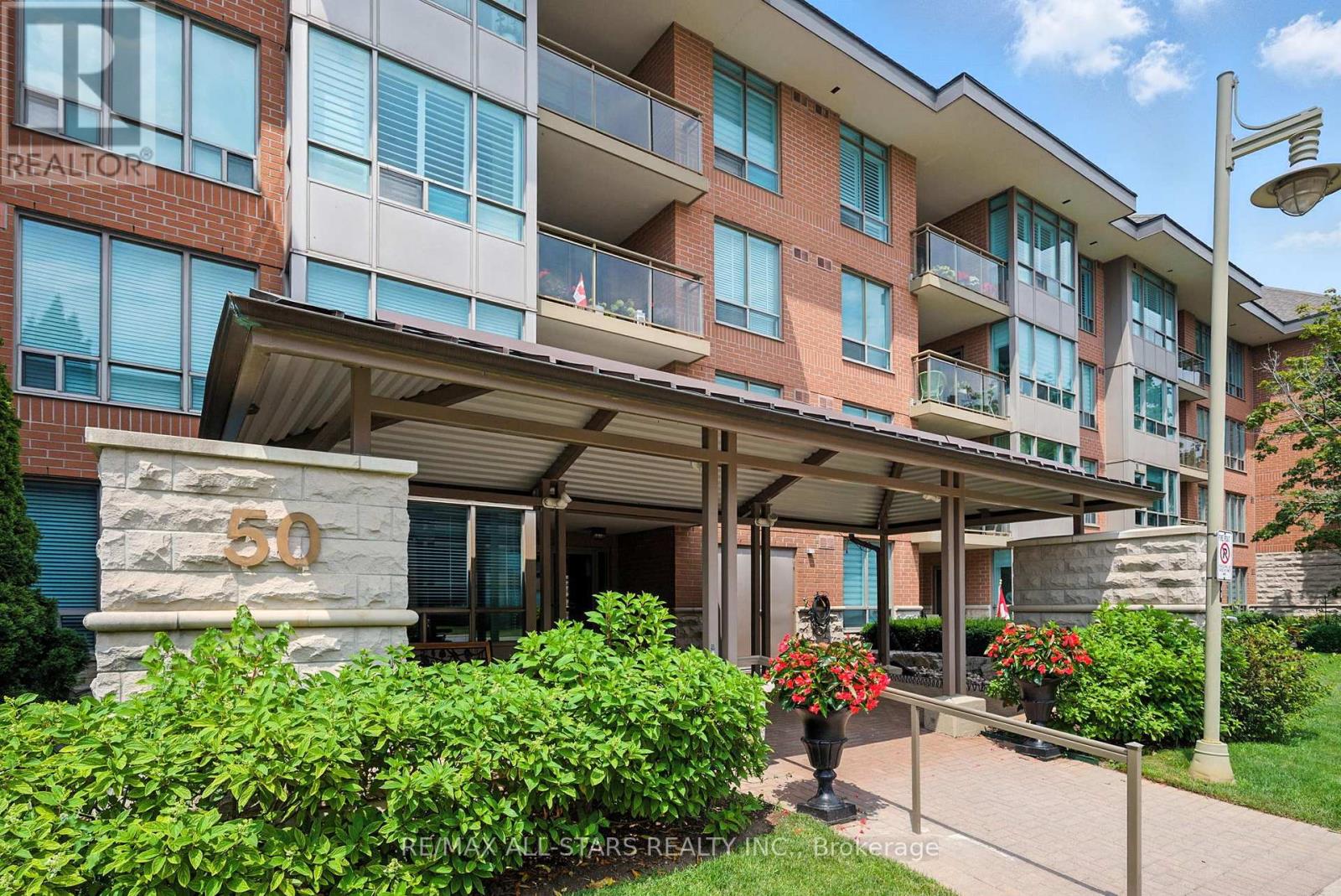 303 - 50 The Boardwalk Way, Markham, Ontario L6E 1B6 - Photo 2 - N13577132