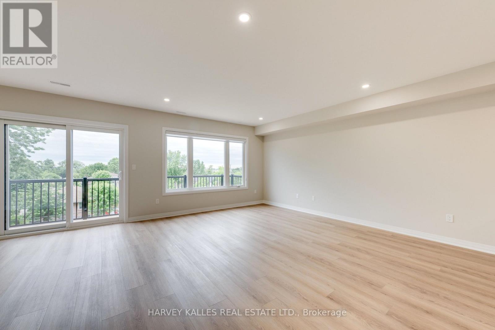 2 - 165 Spalding Road, Toronto (Downsview-Roding-Cfb), Ontario  M3K 1K3 - Photo 3 - W13576862