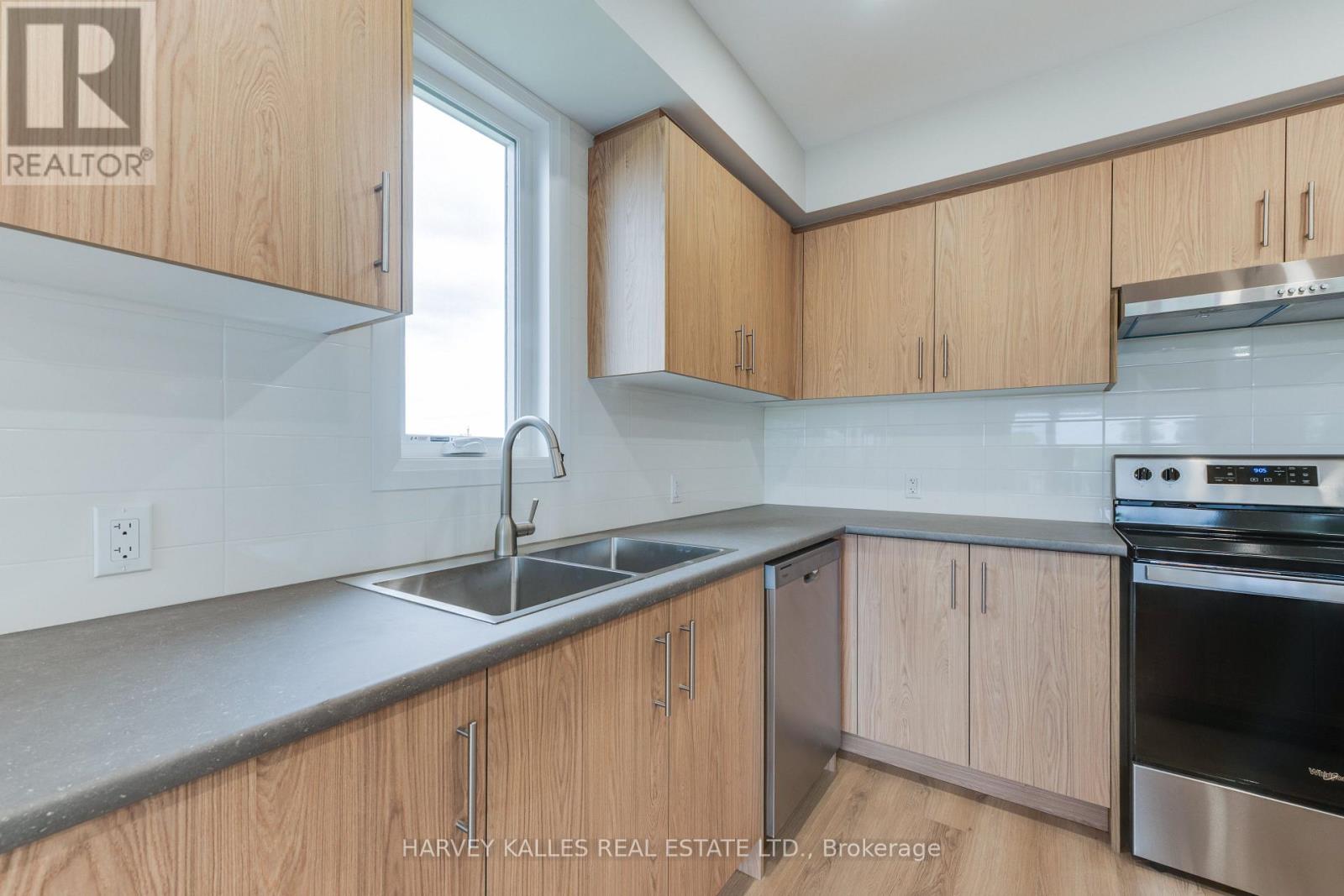 2 - 165 Spalding Road, Toronto (Downsview-Roding-Cfb), Ontario  M3K 1K3 - Photo 4 - W13576862