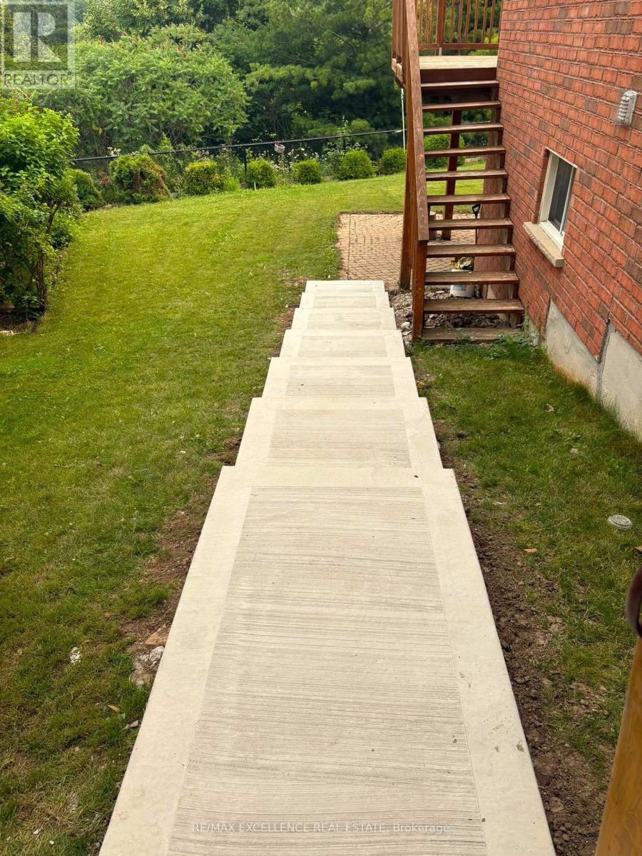 Basement - 38 Dells Crescent, Brampton, Ontario L7A 2K4 - Photo 3 - W13577090
