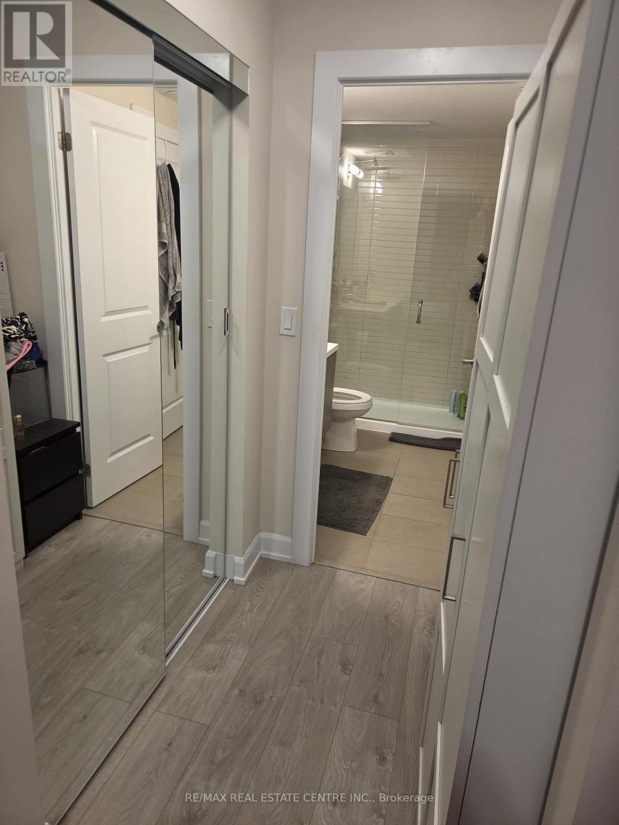 810 - 3200 William Colston Avenue, Oakville, Ontario L6H 7W6 - Photo 5 - W13577136