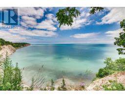 136 BRAYSIDE STREET, Central Elgin, Ontario