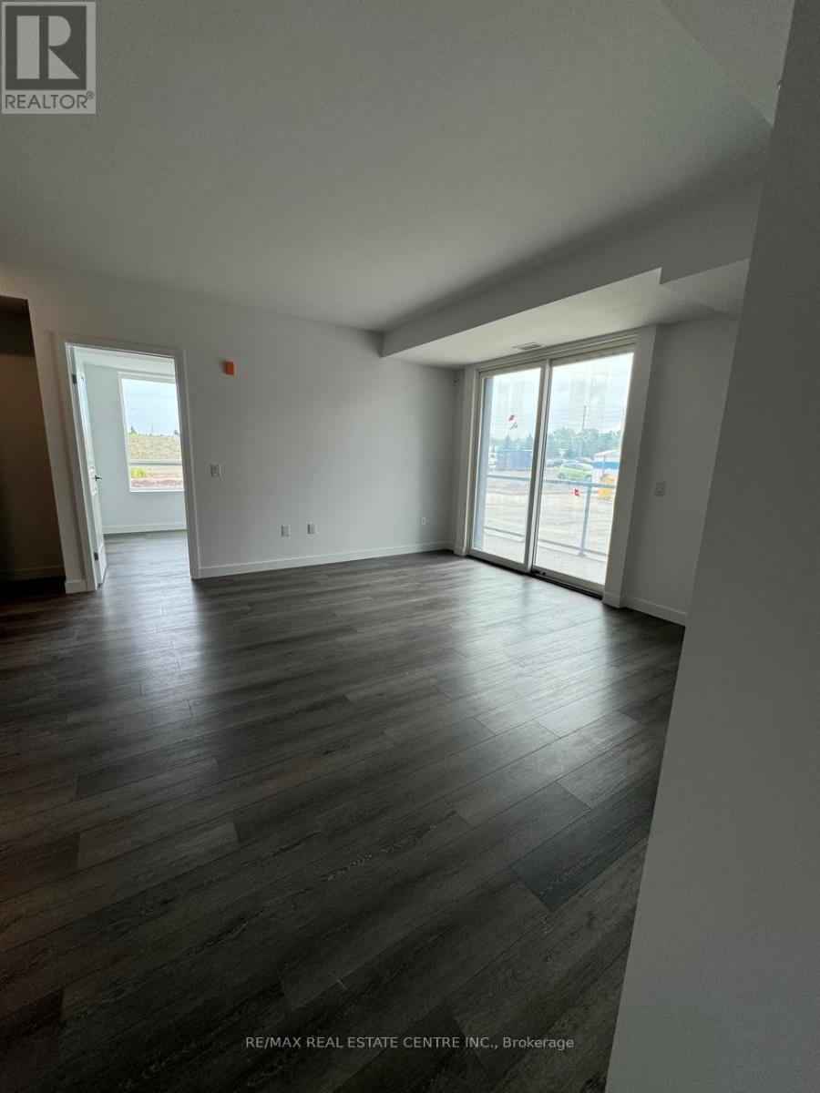 110 - 7549 Kalar Road, Niagara Falls, Ontario L2H 2Y6 - Photo 3 - X13576844