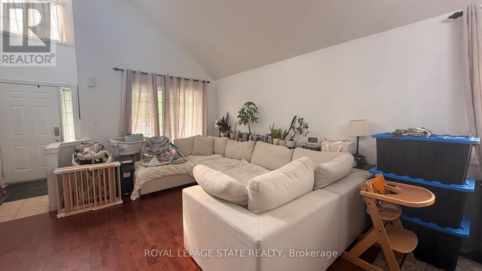 35 Mckibbon Avenue, Hamilton, Ontario L0R 1P0 - Photo 3 - X13576850