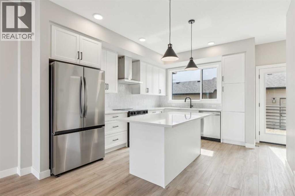 45 Silverton Glen Way SW, calgary, Alberta
