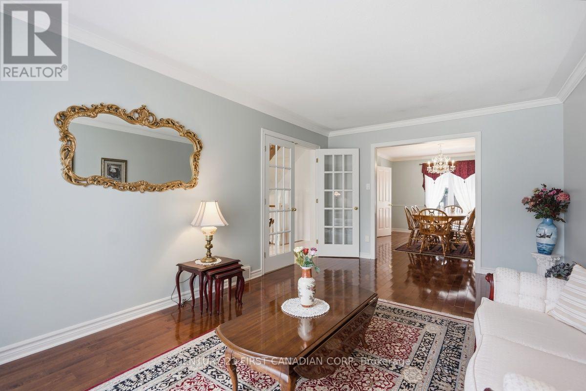 315 Ambleside Drive, London North, Ontario  N6G 4V8 - Photo 11 - X13577212