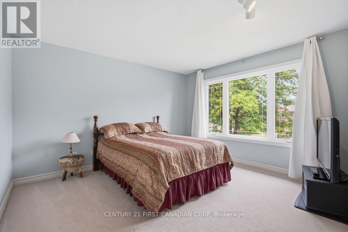 315 Ambleside Drive, London North, Ontario  N6G 4V8 - Photo 35 - X13577212
