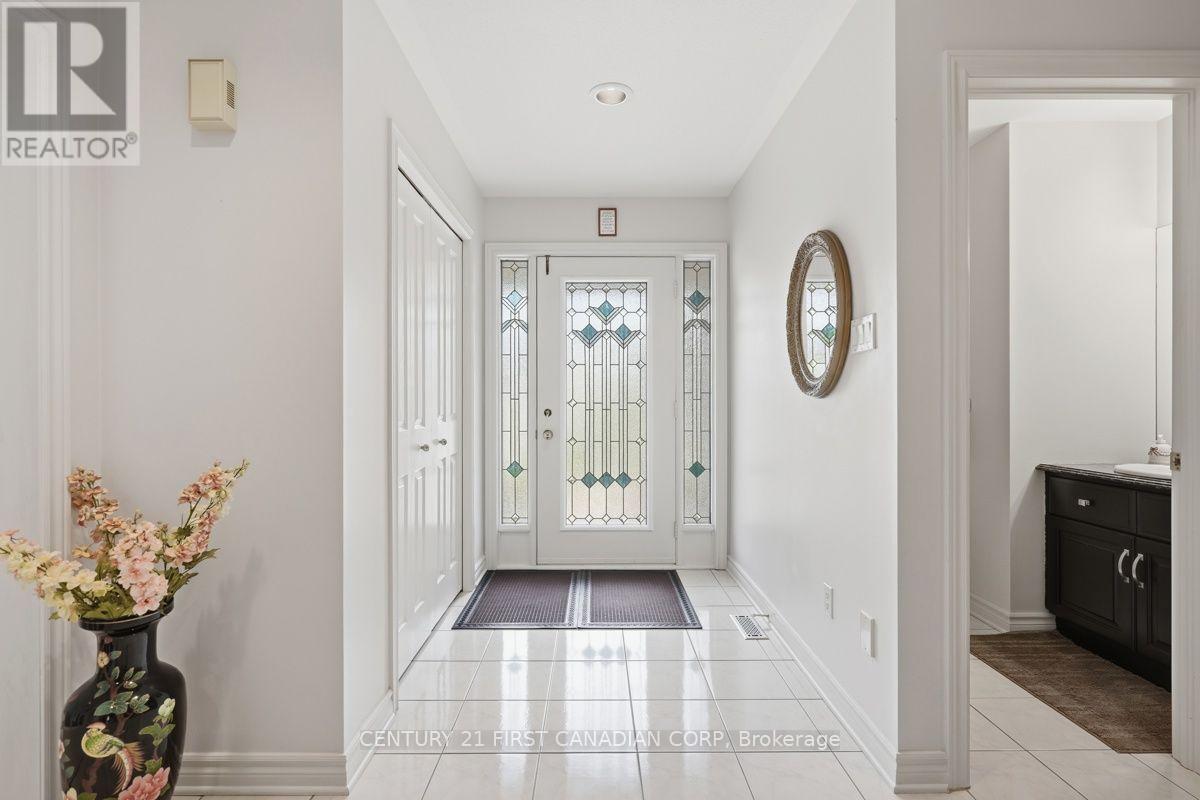 315 Ambleside Drive, London North, Ontario  N6G 4V8 - Photo 6 - X13577212