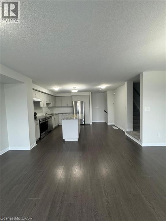 35 Valencia Avenue, Kitchener, Ontario  N2R 0R7 - Photo 2 - 40847702