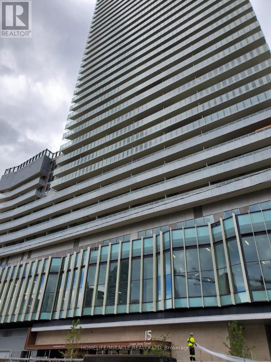 1012 - 15 Lower Jarvis Street, Toronto, Ontario  M5E 1R7 - Photo 1 - C13577154