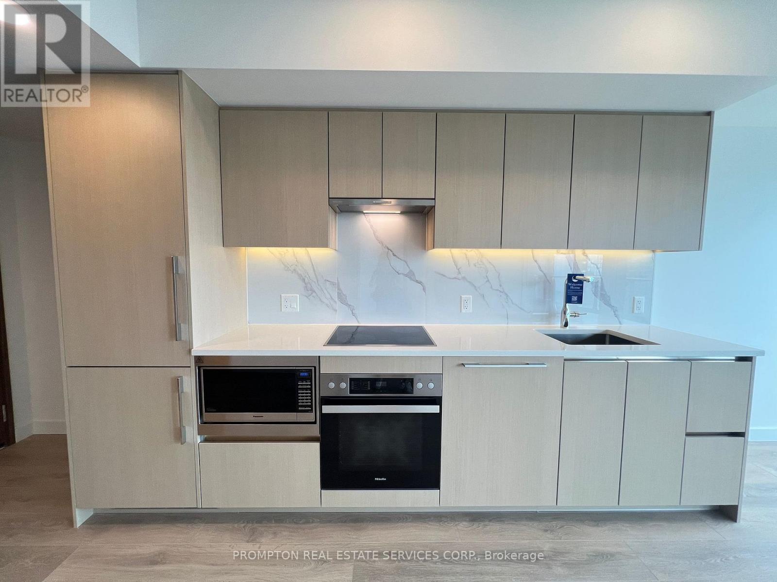 4602 - 3 Concord Cityplace Way, Toronto, Ontario  M5V 0X4 - Photo 4 - C13577284