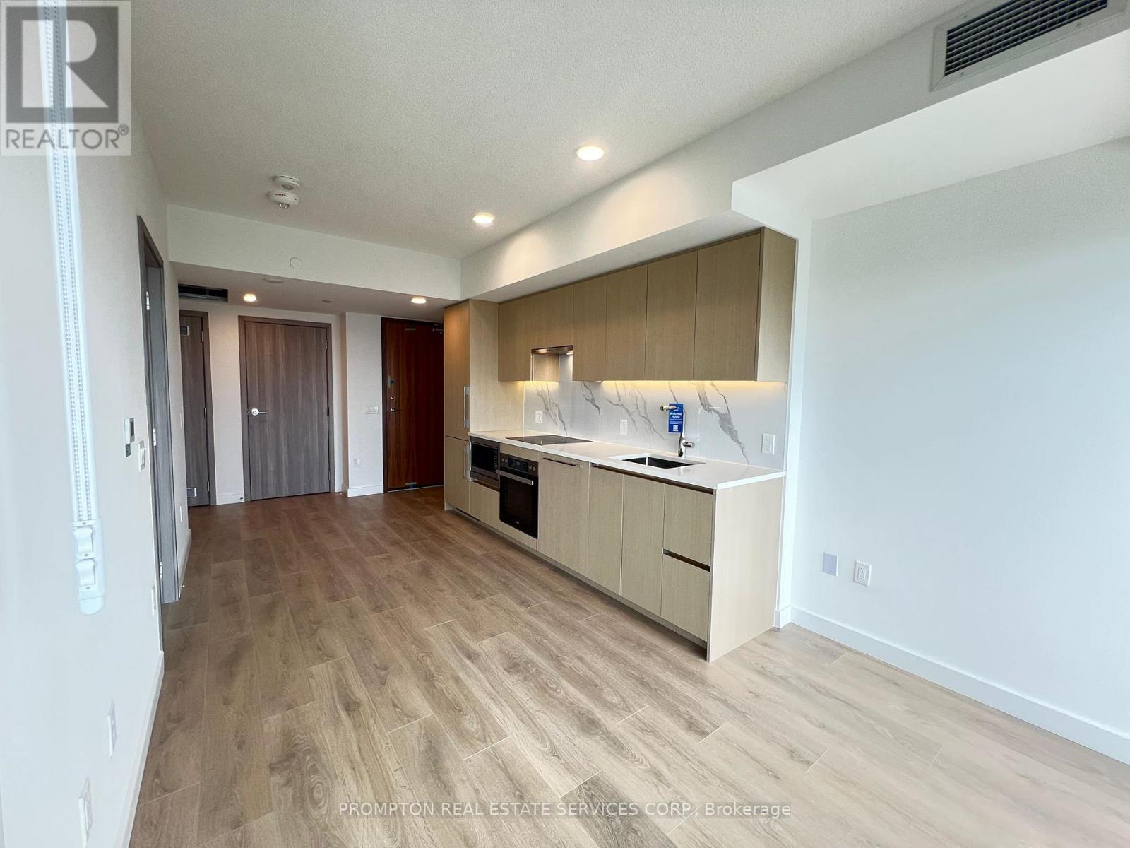 4602 - 3 Concord Cityplace Way, Toronto, Ontario  M5V 0X4 - Photo 6 - C13577284