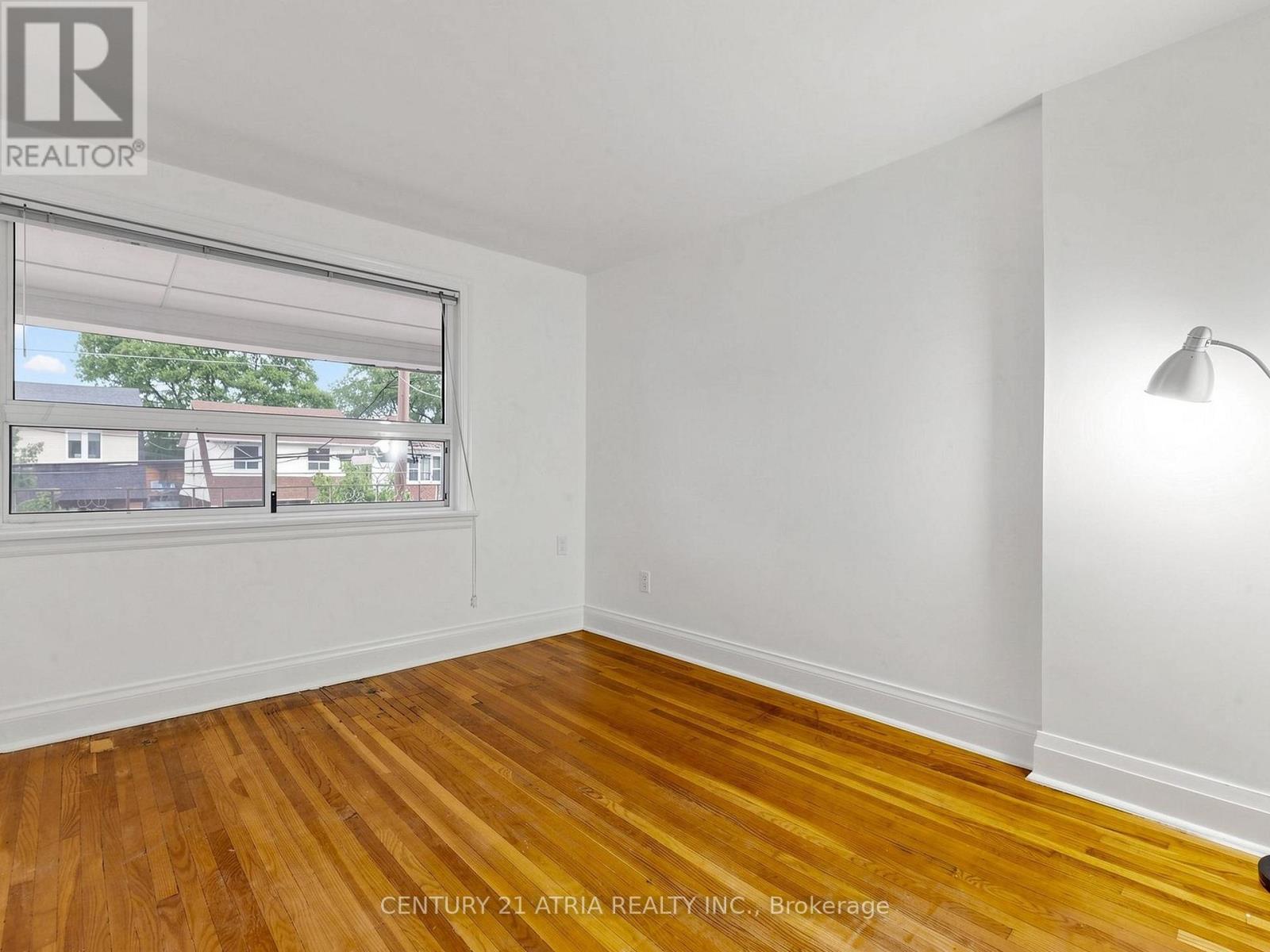 21 Mahoney Avenue, Toronto, Ontario  M6M 2H5 - Photo 24 - W13571940
