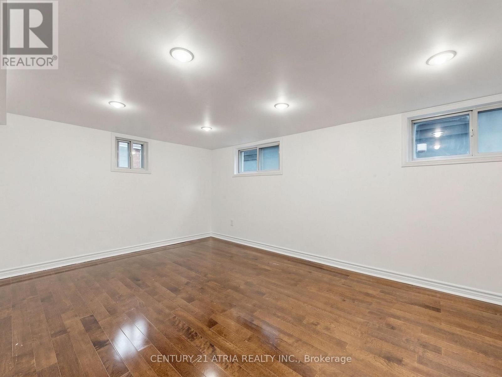 21 Mahoney Avenue, Toronto, Ontario  M6M 2H5 - Photo 39 - W13571940