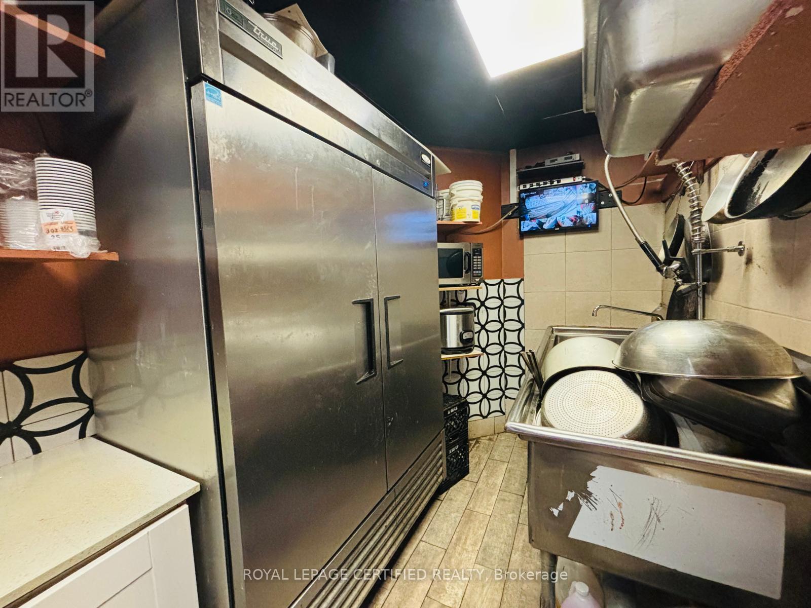 754 King Street W, Toronto, Ontario M5V 1N3 - Photo 13 - C13563920