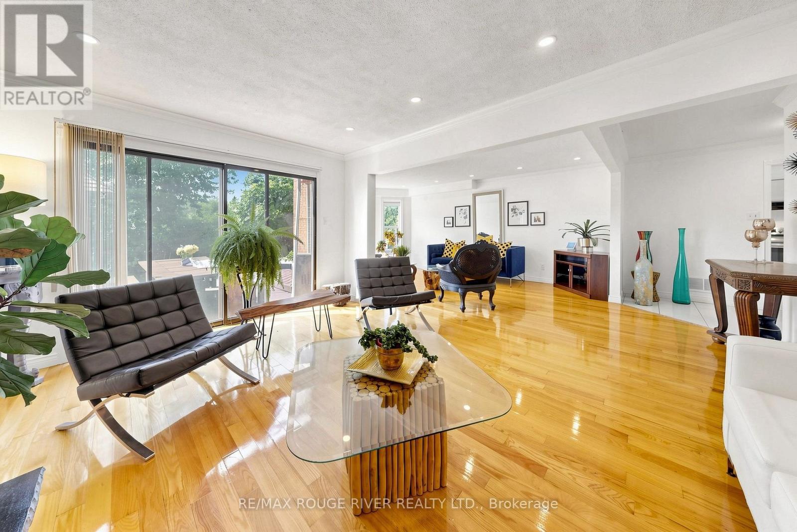 4 Atrium Lane, Toronto, Ontario  M1B 4T3 - Photo 15 - E13560146