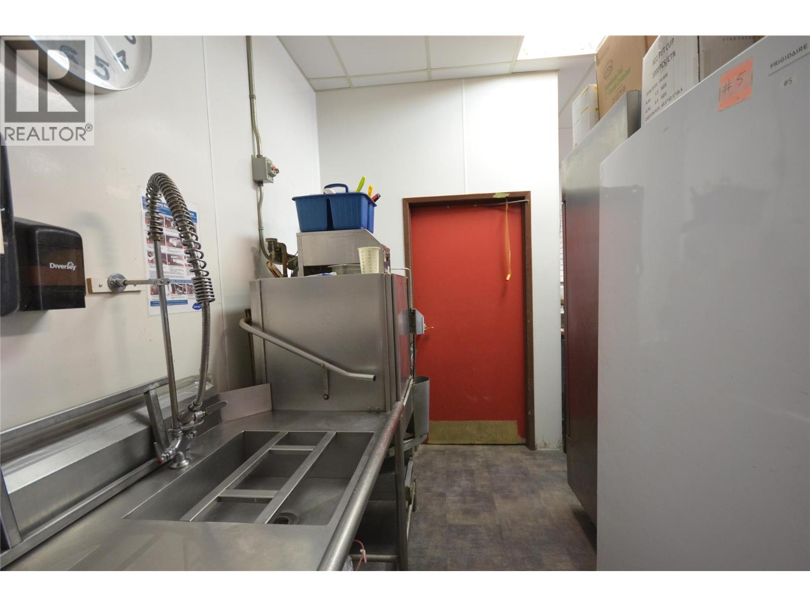 1553 Harvey Avenue Unit# C/0 100 Lot# C/O — photo 11