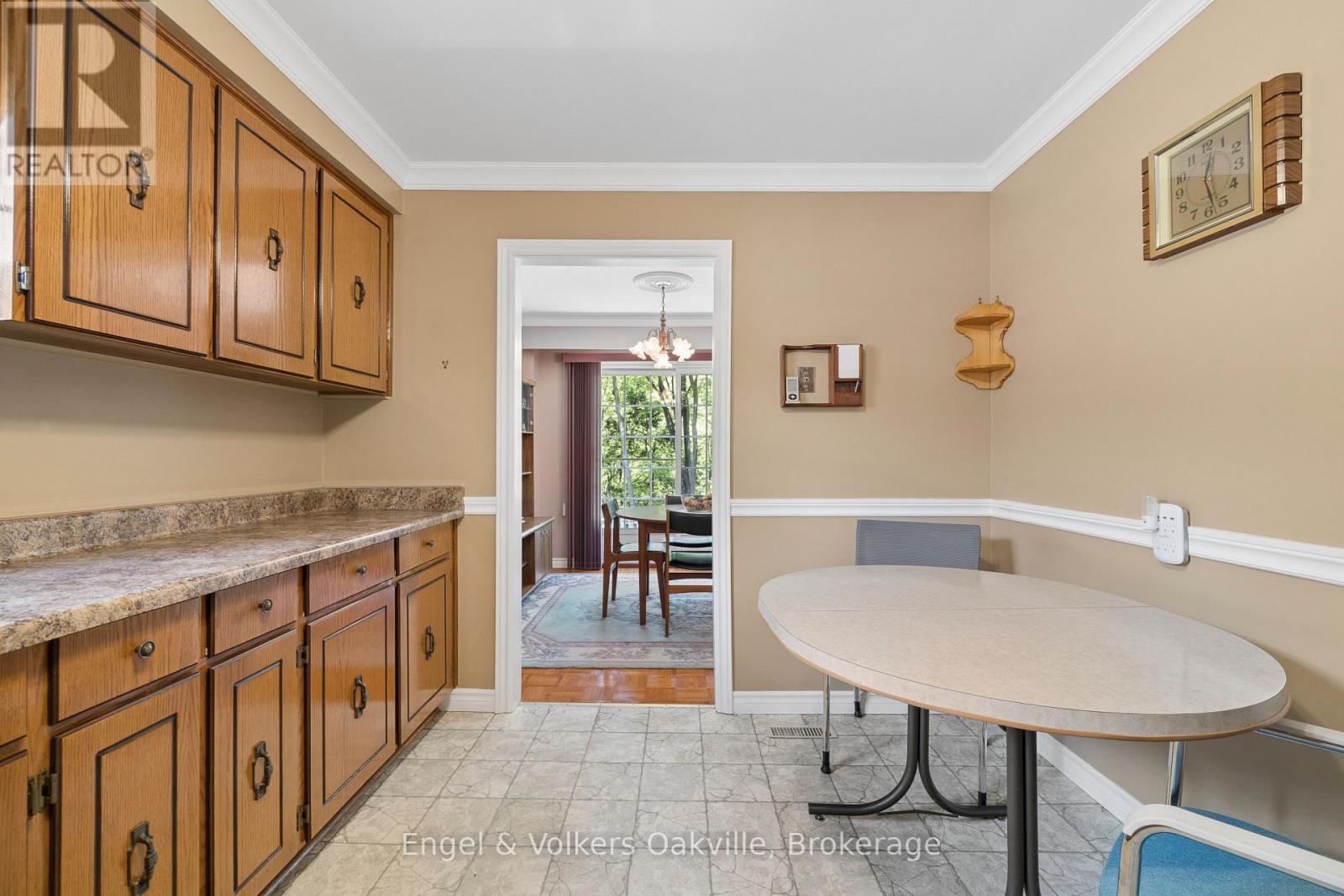 1329 White Oaks Boulevard, Oakville, Ontario  L6H 2N7 - Photo 21 - W13577464