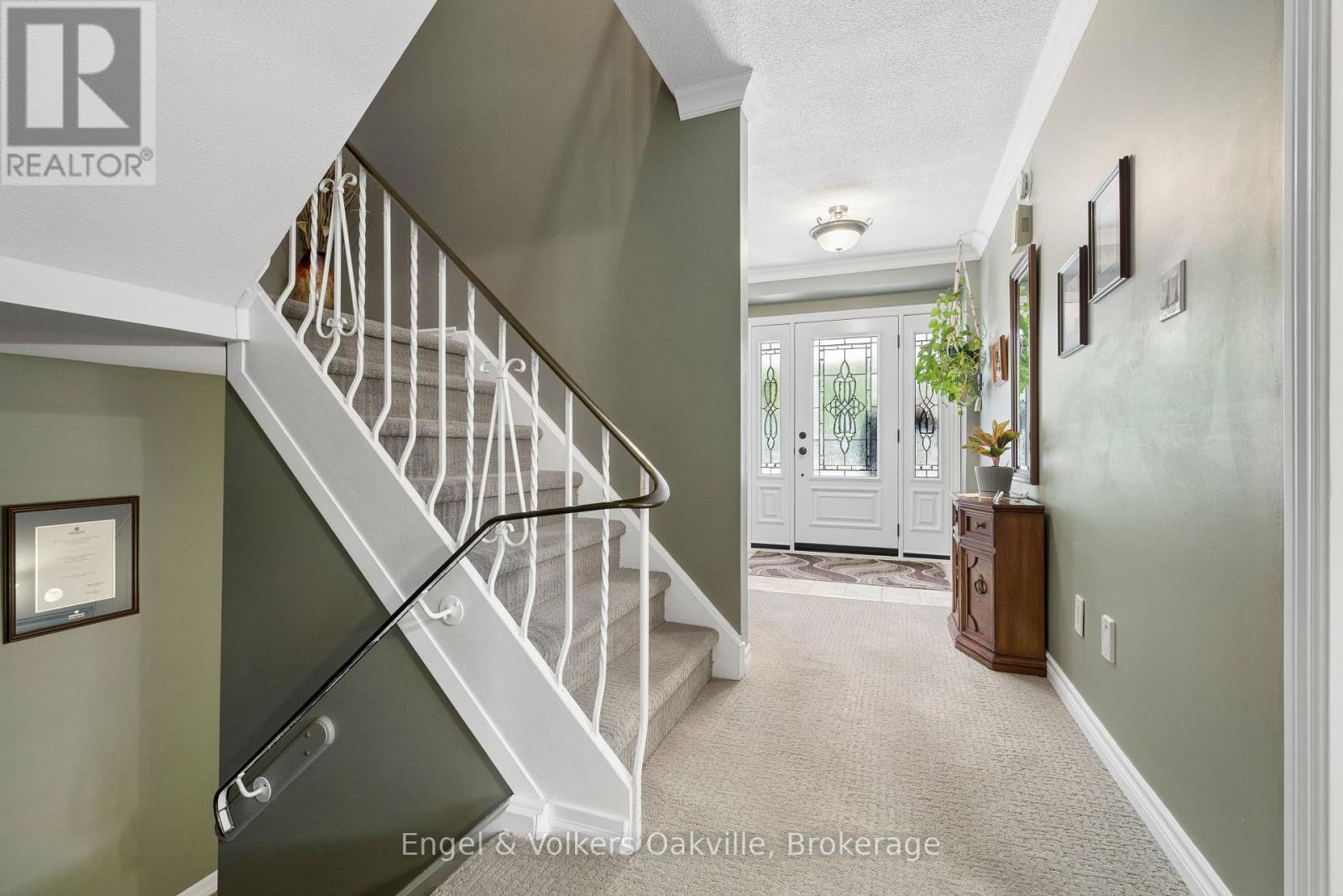 1329 White Oaks Boulevard, Oakville, Ontario  L6H 2N7 - Photo 9 - W13577464