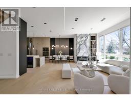 193 BEECHWOOD CRESCENT, Newmarket, Ontario