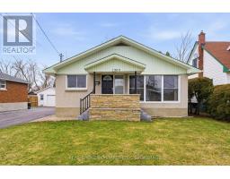1205 OSBORNE AVENUE, Cornwall, Ontario