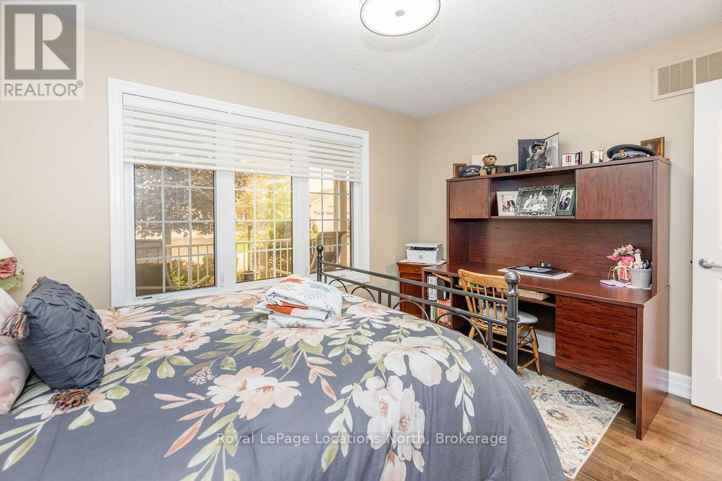 6 Tennessee Avenue, Wasaga Beach, Ontario  L9Z 3A8 - Photo 6 - S13577306