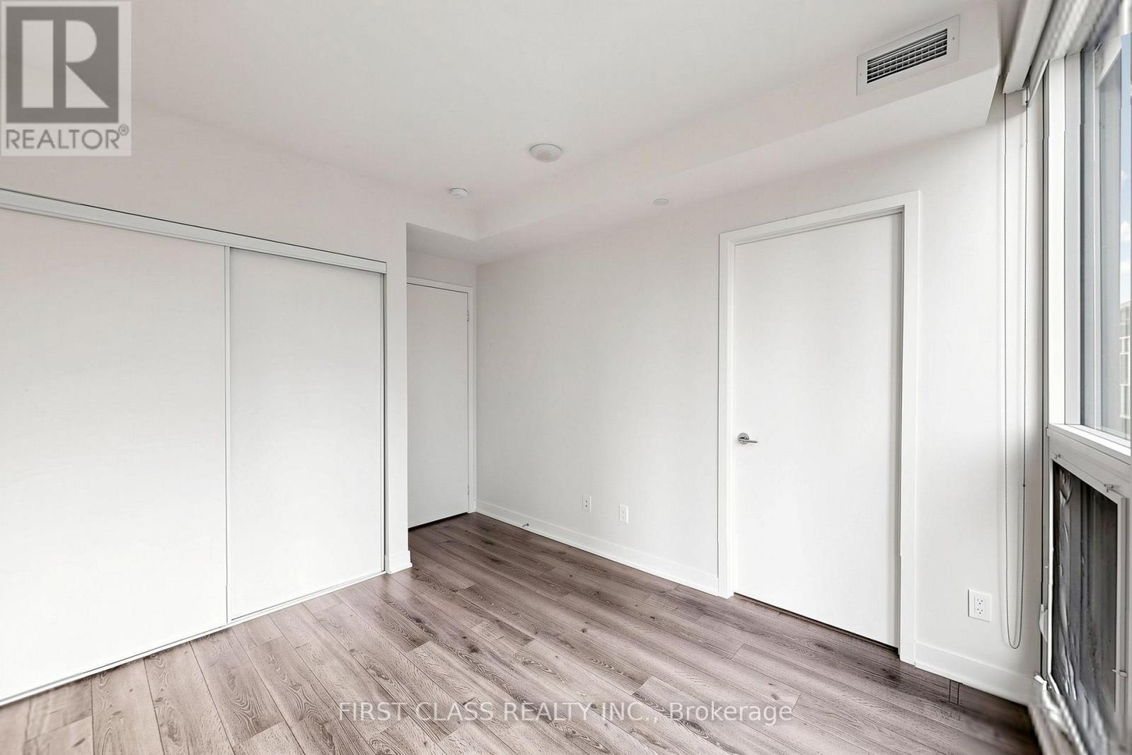 503 - 90 Queens Wharf Road, Toronto, Ontario  M5V 0J4 - Photo 14 - C13577316