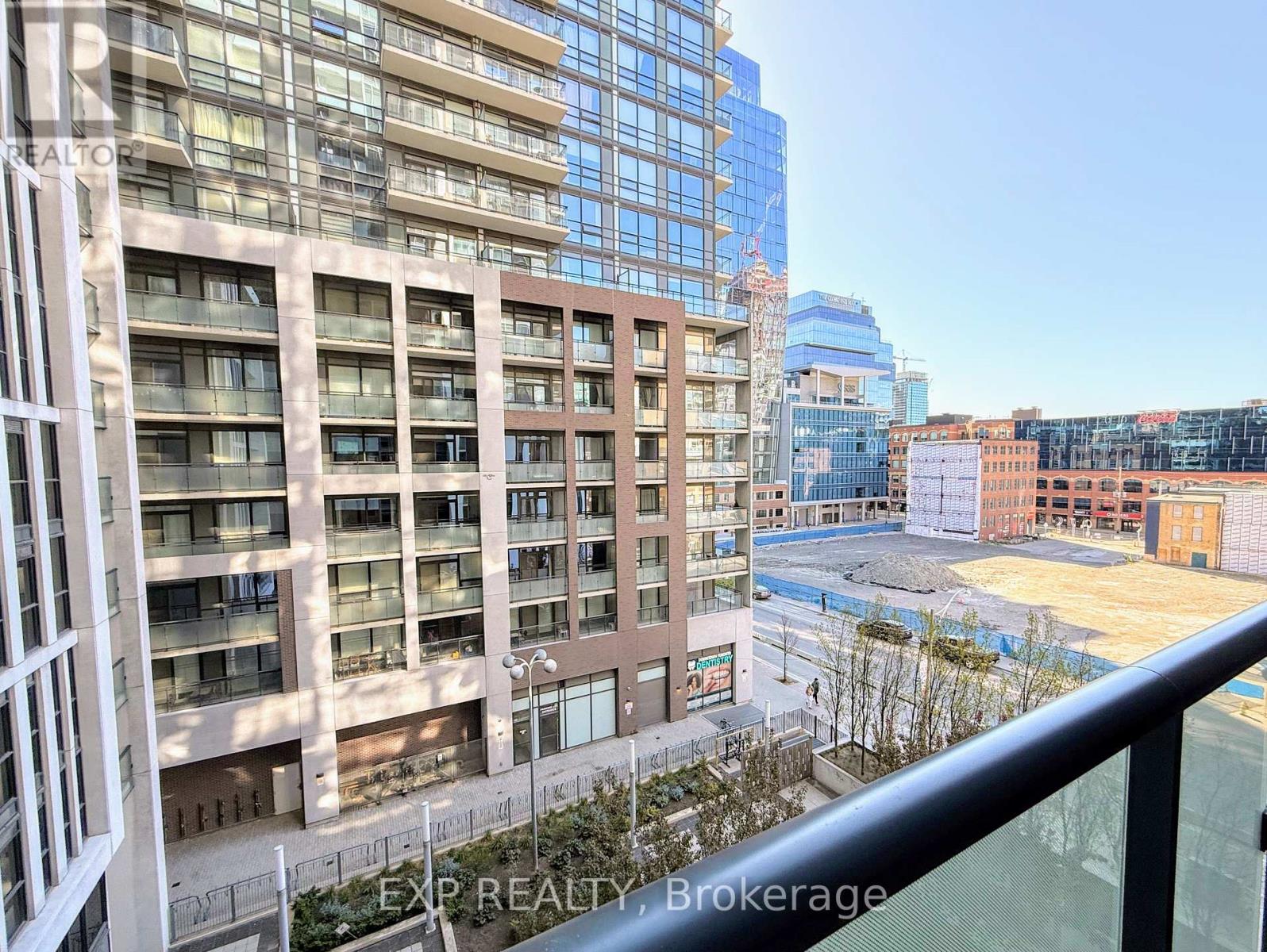 #702 - 400 Adelaide Street E, Toronto, Ontario  M5A 4S3 - Photo 18 - C13577478