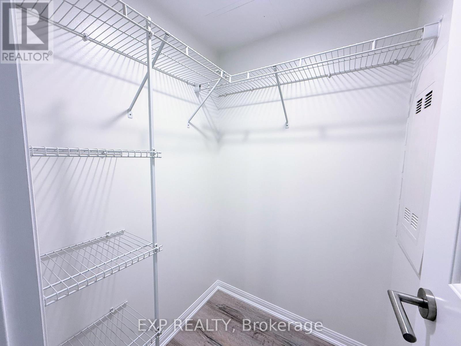 #702 - 400 Adelaide Street E, Toronto, Ontario  M5A 4S3 - Photo 8 - C13577478